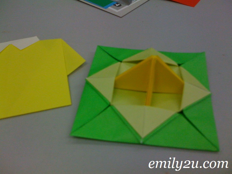 Merdeka origami baju Cara Membuat
